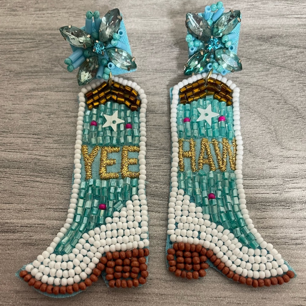❤️ 🎉LAST ONE! Beaded YEE HAW Boot Earrings